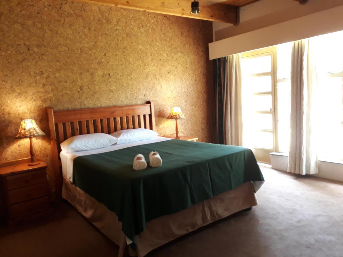 Die Plasie On-Suite Rooms Hartbeespoort Exterior photo
